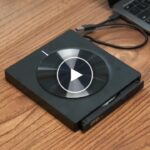 Externí DVD mechanika + 4portový USB hub se čtečkou SD karet a USB-C portem – video
