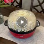 Praktický domácí popcornovač s otočnou servírovací mísou – video